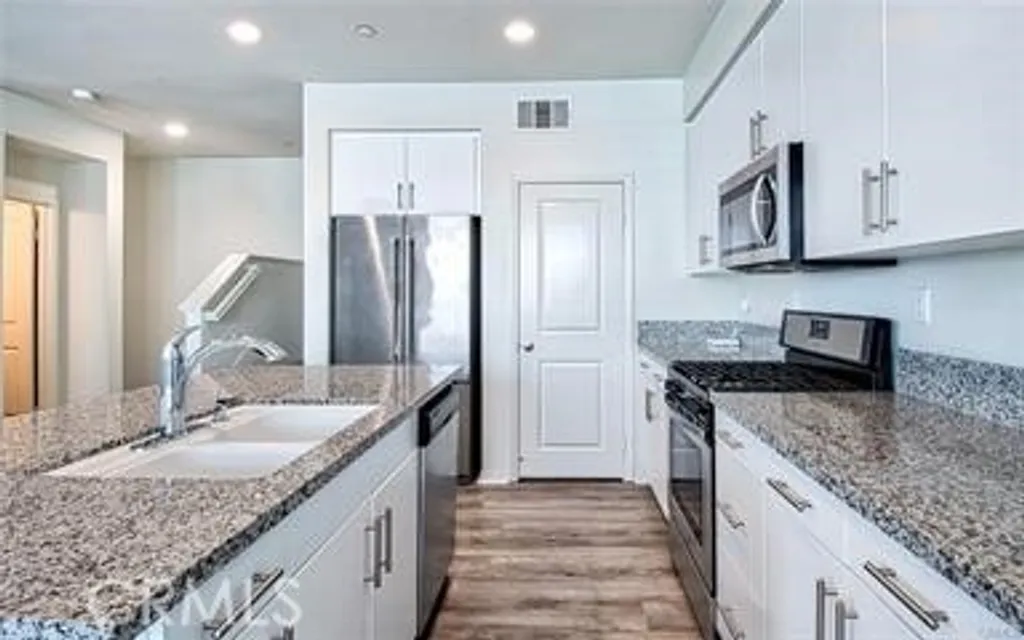 Additional image 5 of 928 E Twill Court, Anaheim, CA 92802