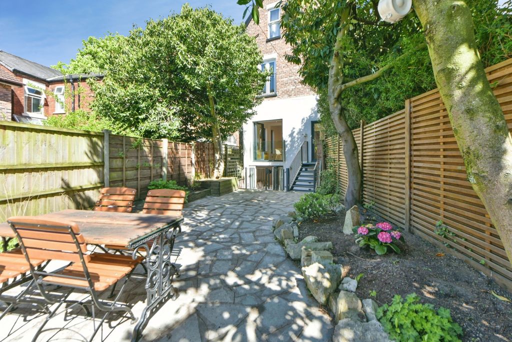 Additional image 7 of 3 bed maisonette for saleLapwing Lane, Manchester M20