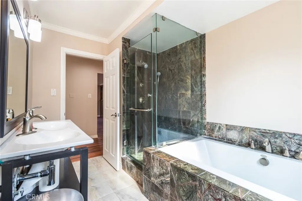 Additional image 36 of 870 N Alexandria Avenue, Los Angeles, CA 90029