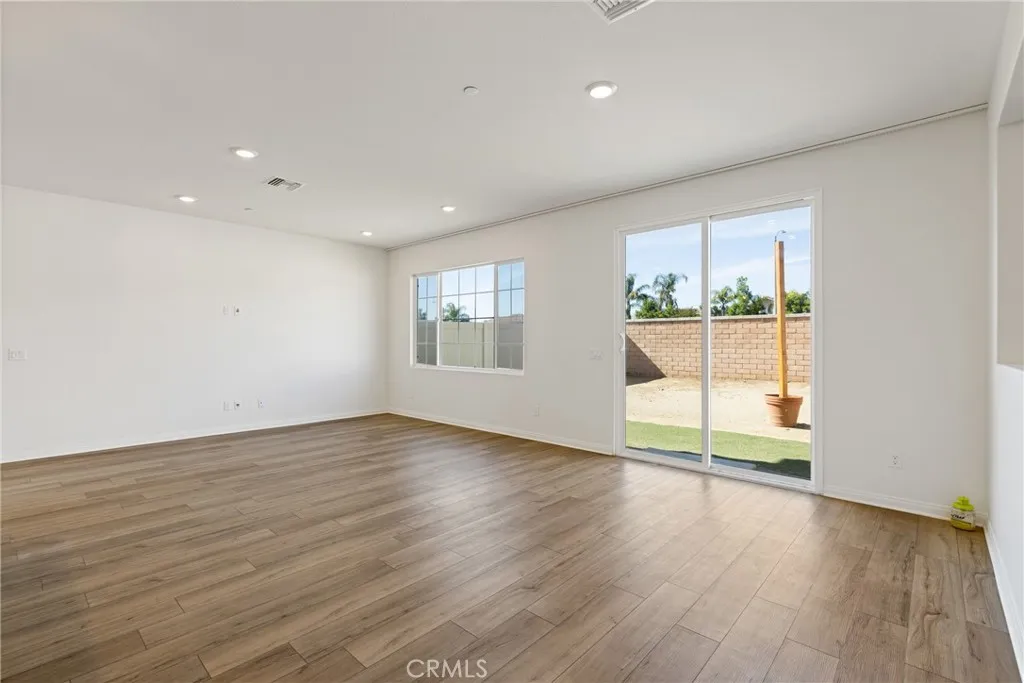 Additional image 10 of 30348 Cedar Creek Way, Homeland, CA 92548