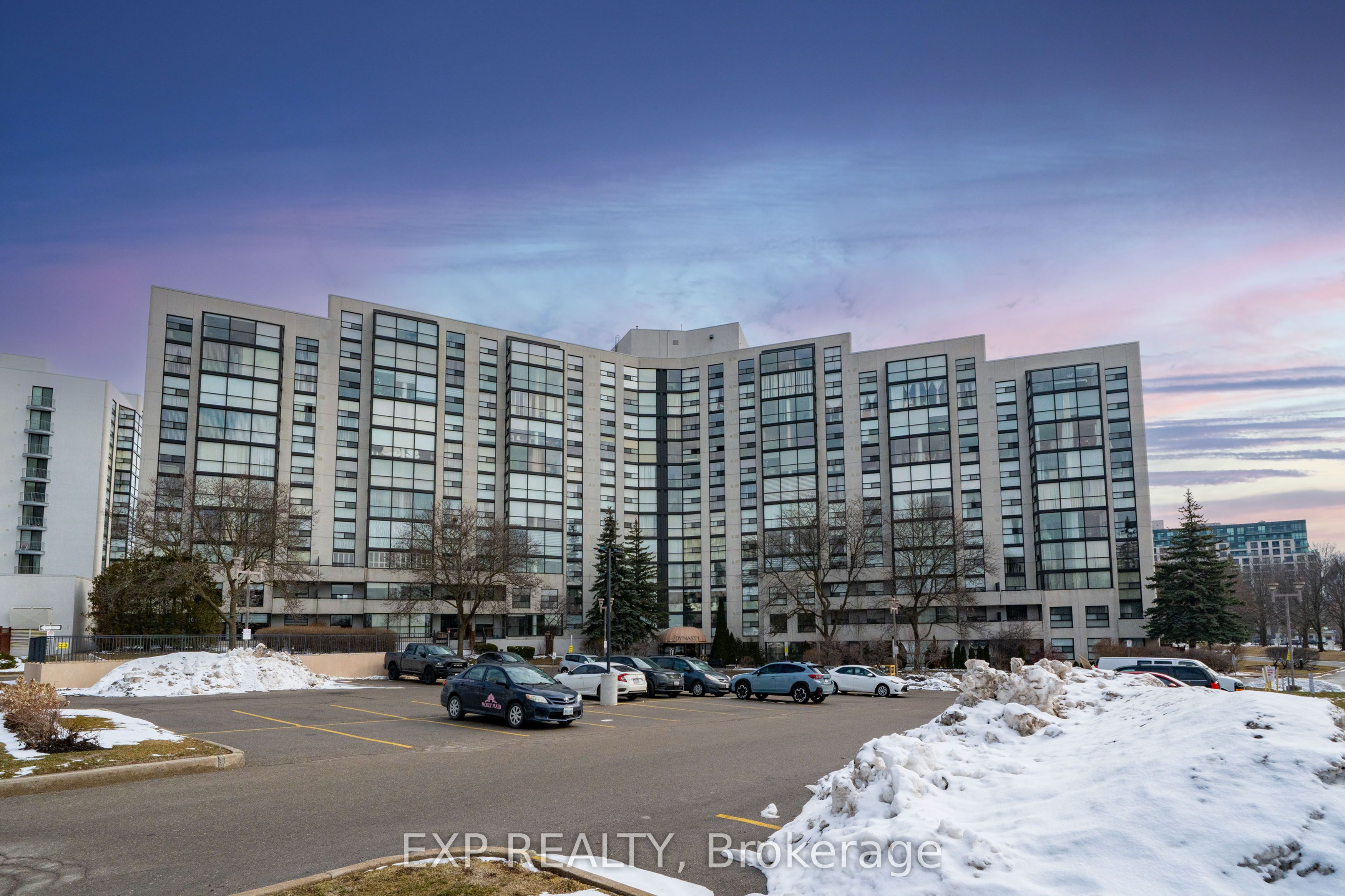 Additional image 3 of 404-30 Harding Boulevard W, Richmond Hill, ON, L4C 9M3