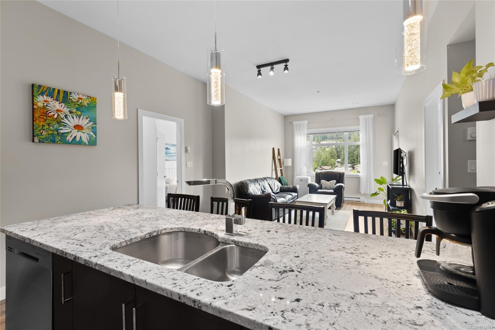 417-2655 Sooke Road, Langford, BC, V9B 1Y3 photo 5