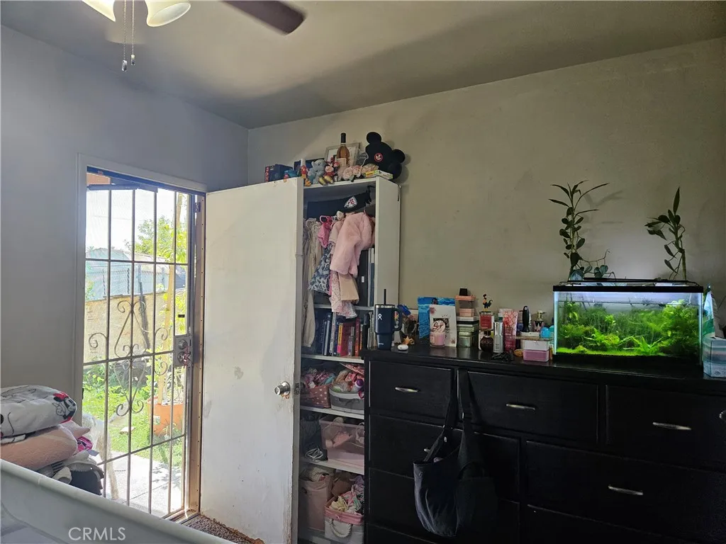 Additional image 90 of 537 E 3rd St, Rialto, CA 92376