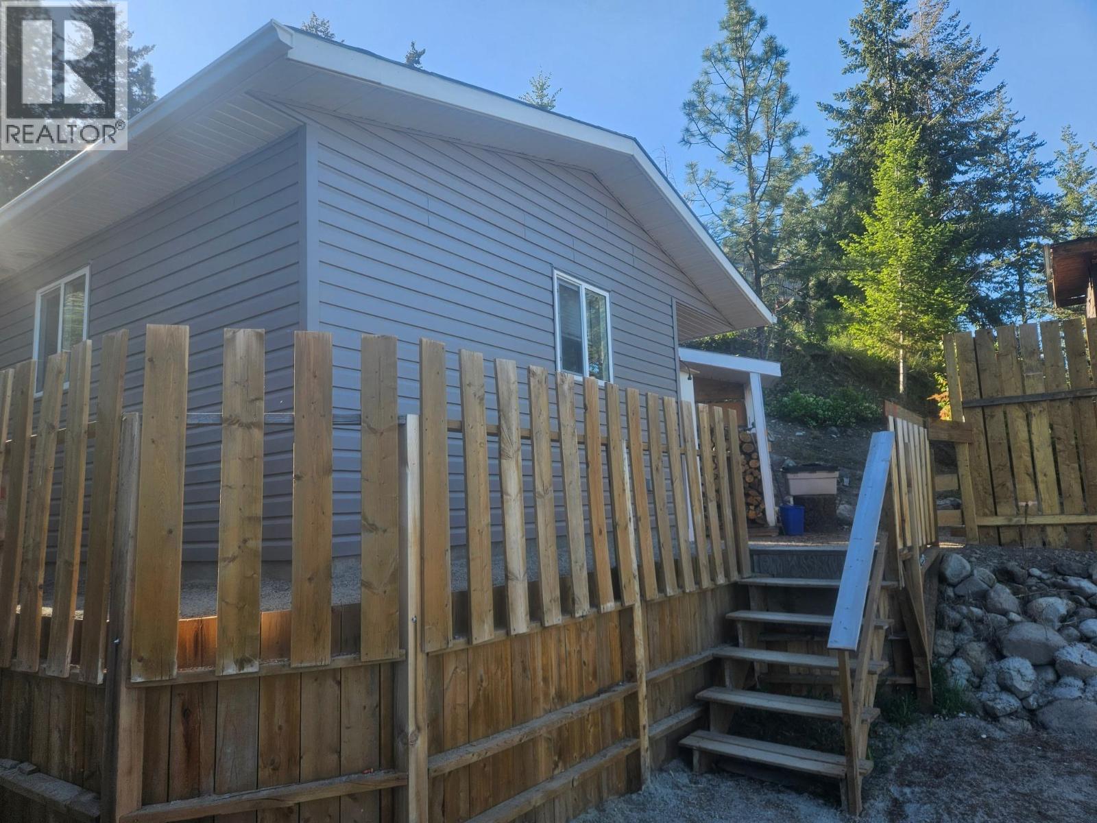 Additional image 2 of 3366 Mciver Road, West Kelowna, BC, V4T1G7