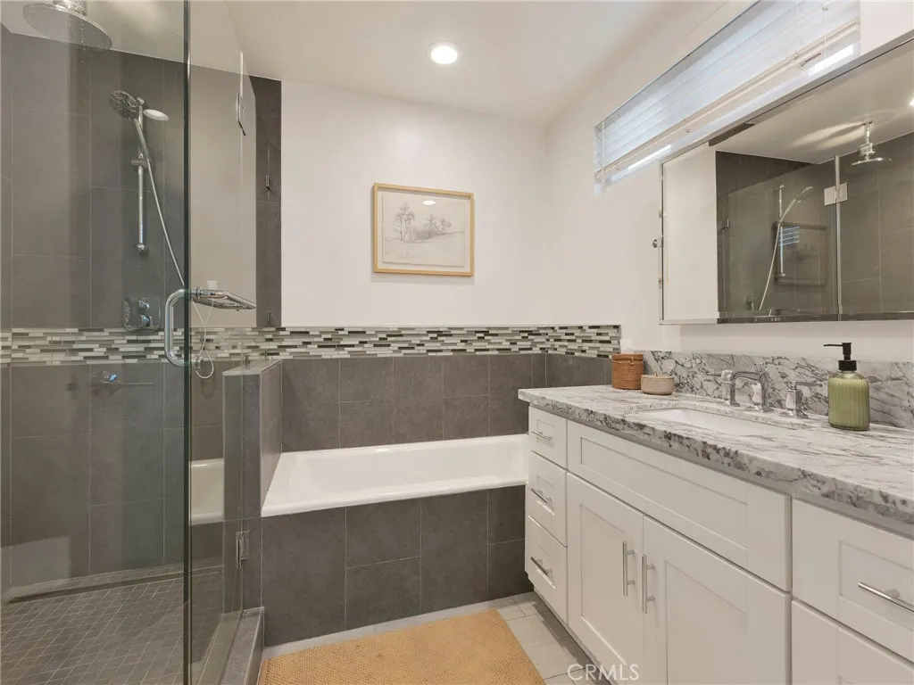 Additional image 58 of 12803 Bloomfield St Unit 2, Studio City, CA 91604