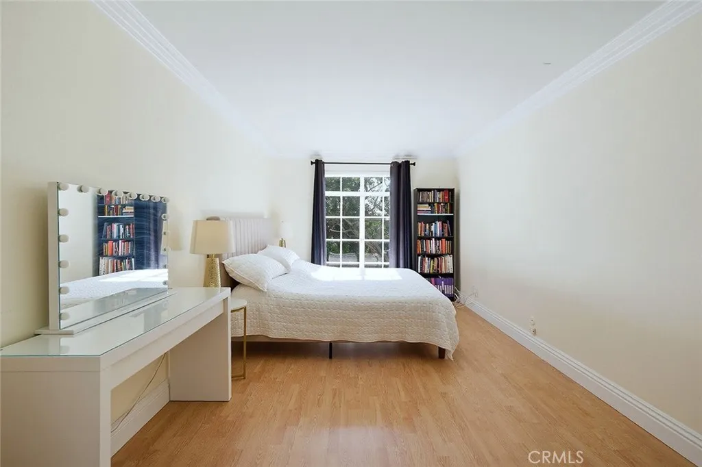 Additional image 11 of 300 Cagney Ln Unit 206, Newport Beach, CA 92663