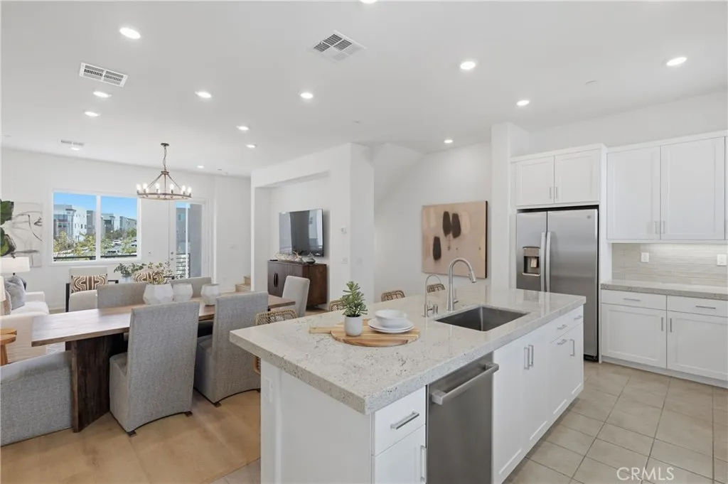 Additional image 3 of 253 Sash, Irvine, CA 92618