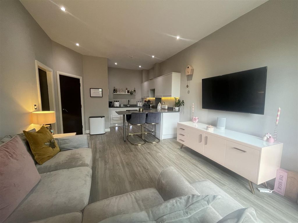 Additional image 8 of 1 bed flat for saleBollin Heights, Macclesfield Road, Wilmslow SK9
