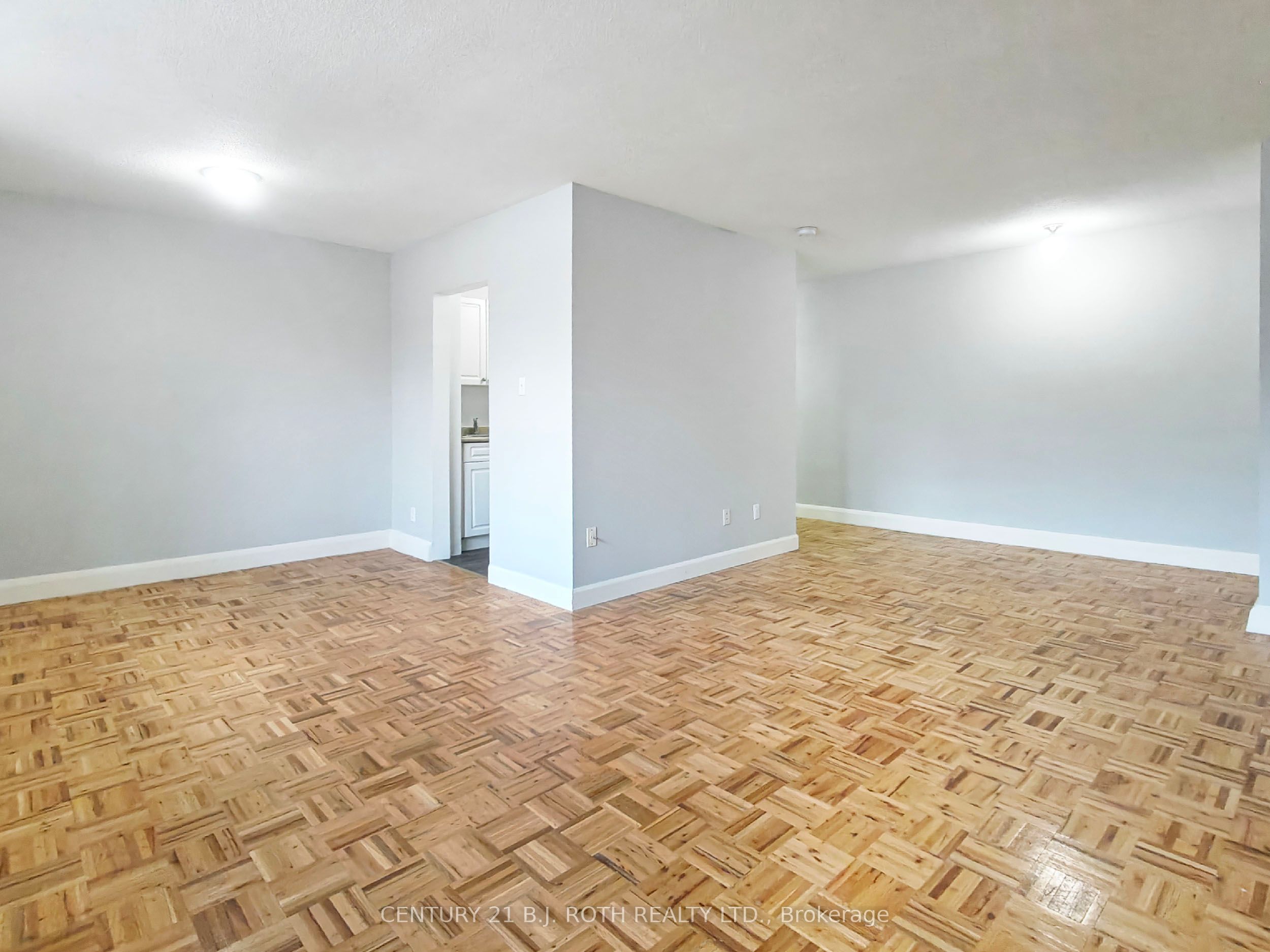 Additional image 3 of 100-37 Peel Street, Barrie, ON, L4M 3L1