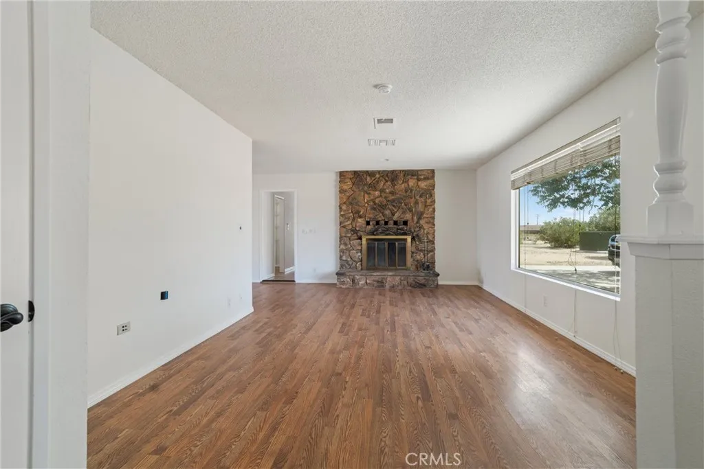 Additional image 59 of 7435 Poppy Blvd, California City, CA 93505