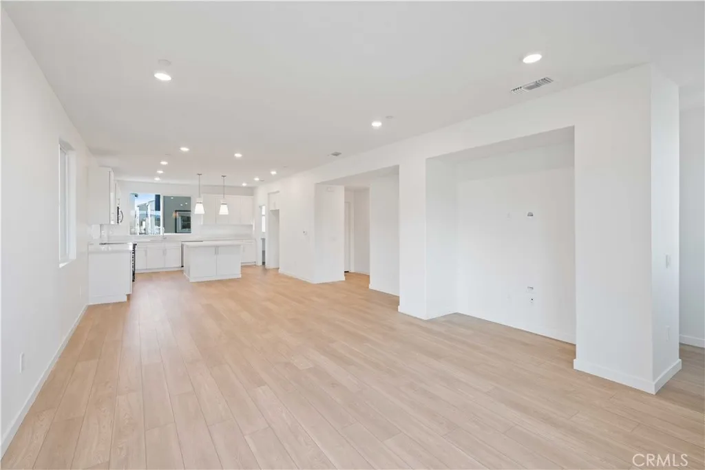 Additional image 45 of 27314 Bear Creek Lane, Valencia, CA 91381
