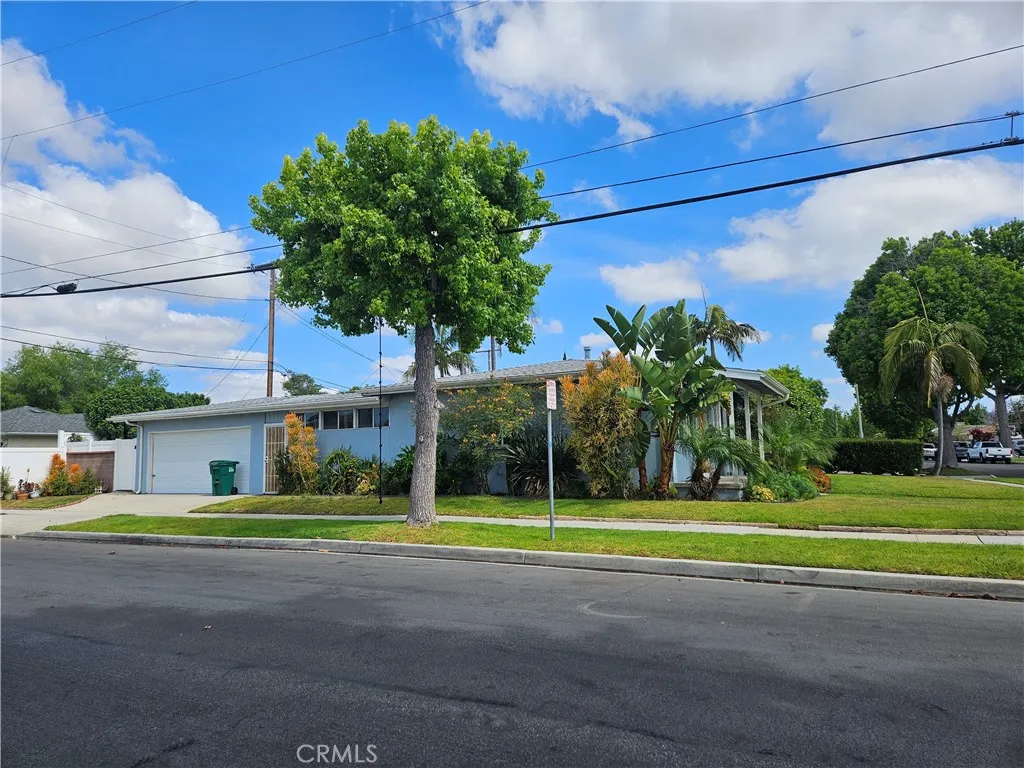 2001 Carfax Ave, Long Beach, CA 90815 photo 4