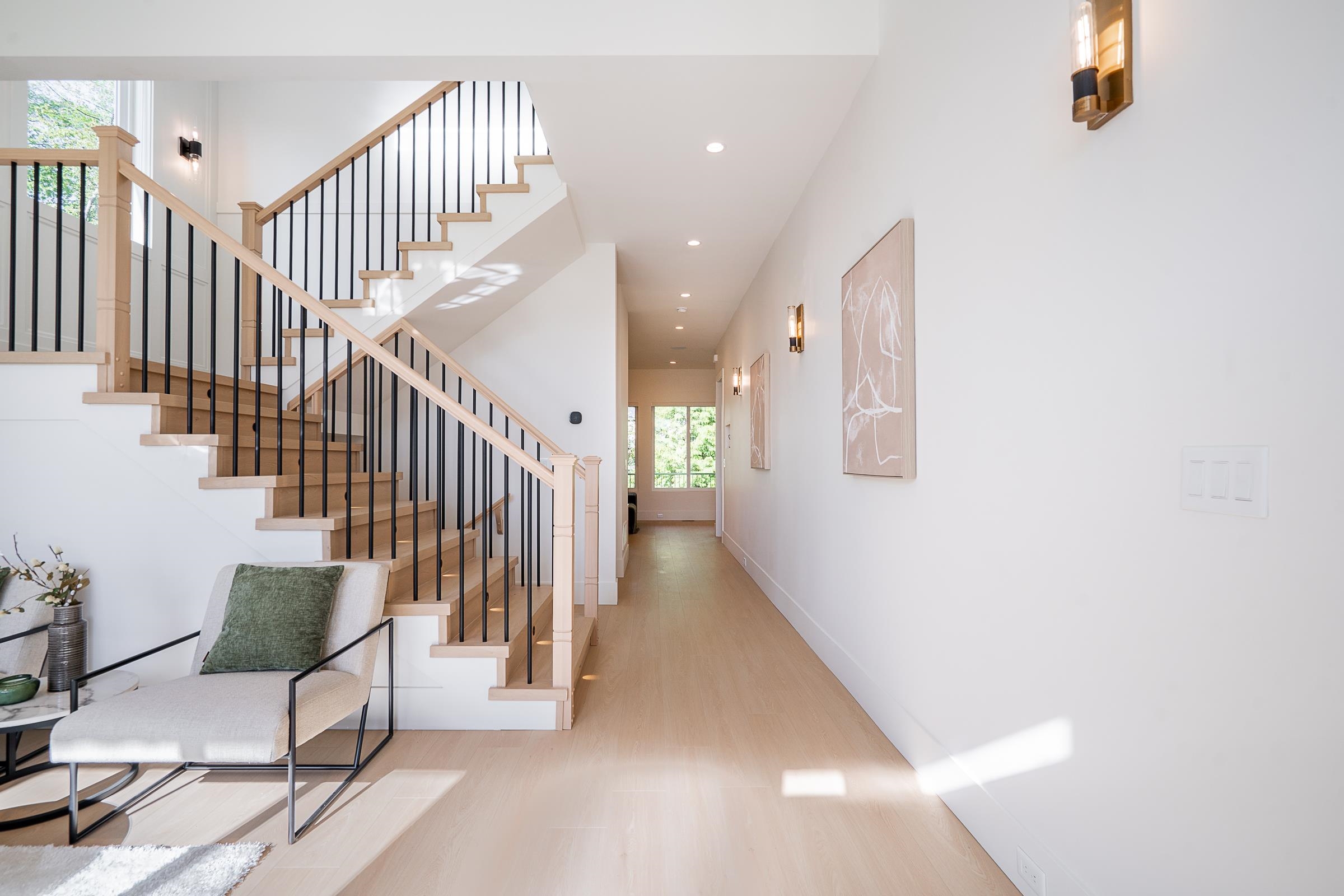 Additional image 3 of 16908 1 Avenue, Surrey, BC, V3Z 9N8