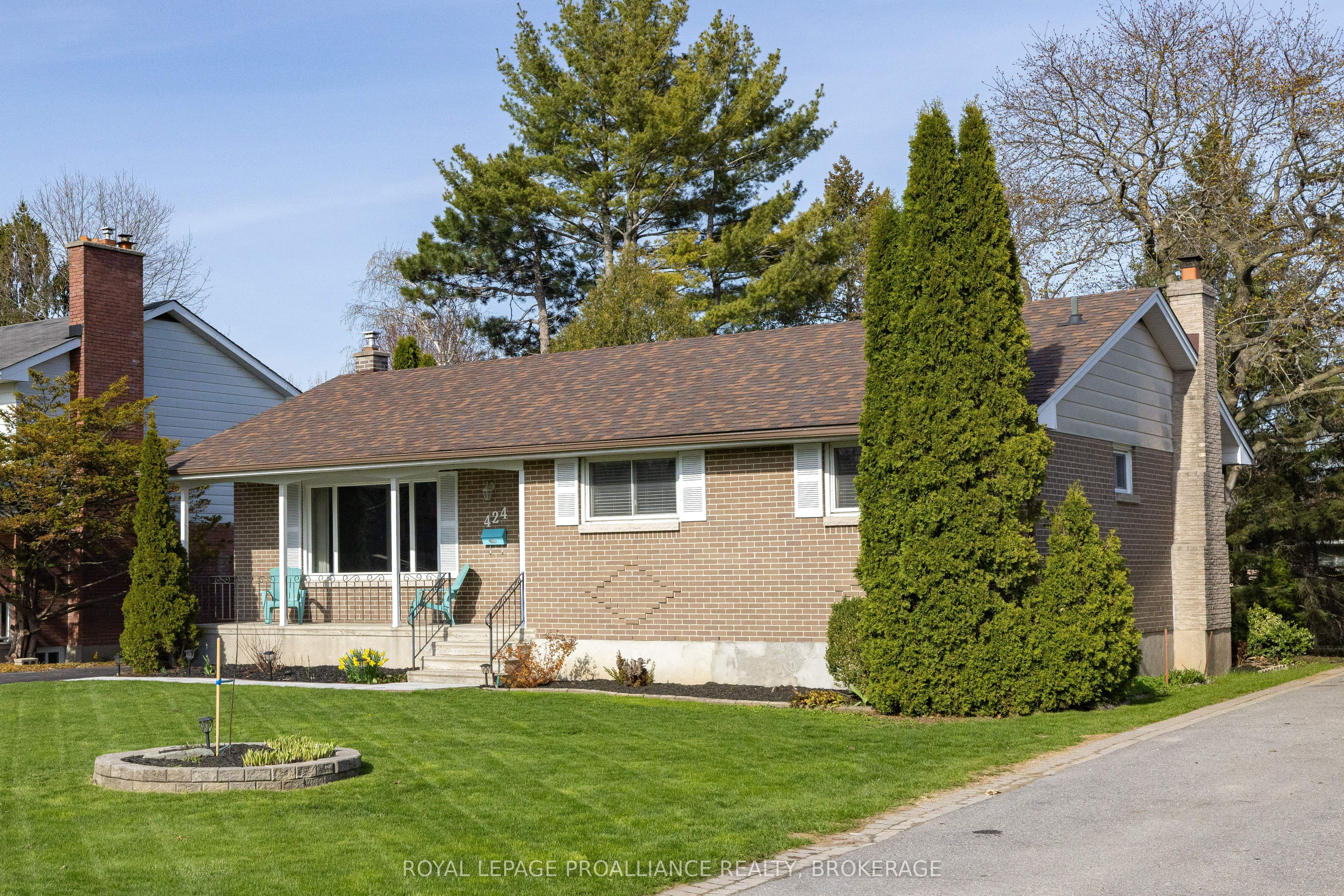 Additional image 2 of 424 Parkview Drive, Kingston, ON, K7M 4B3