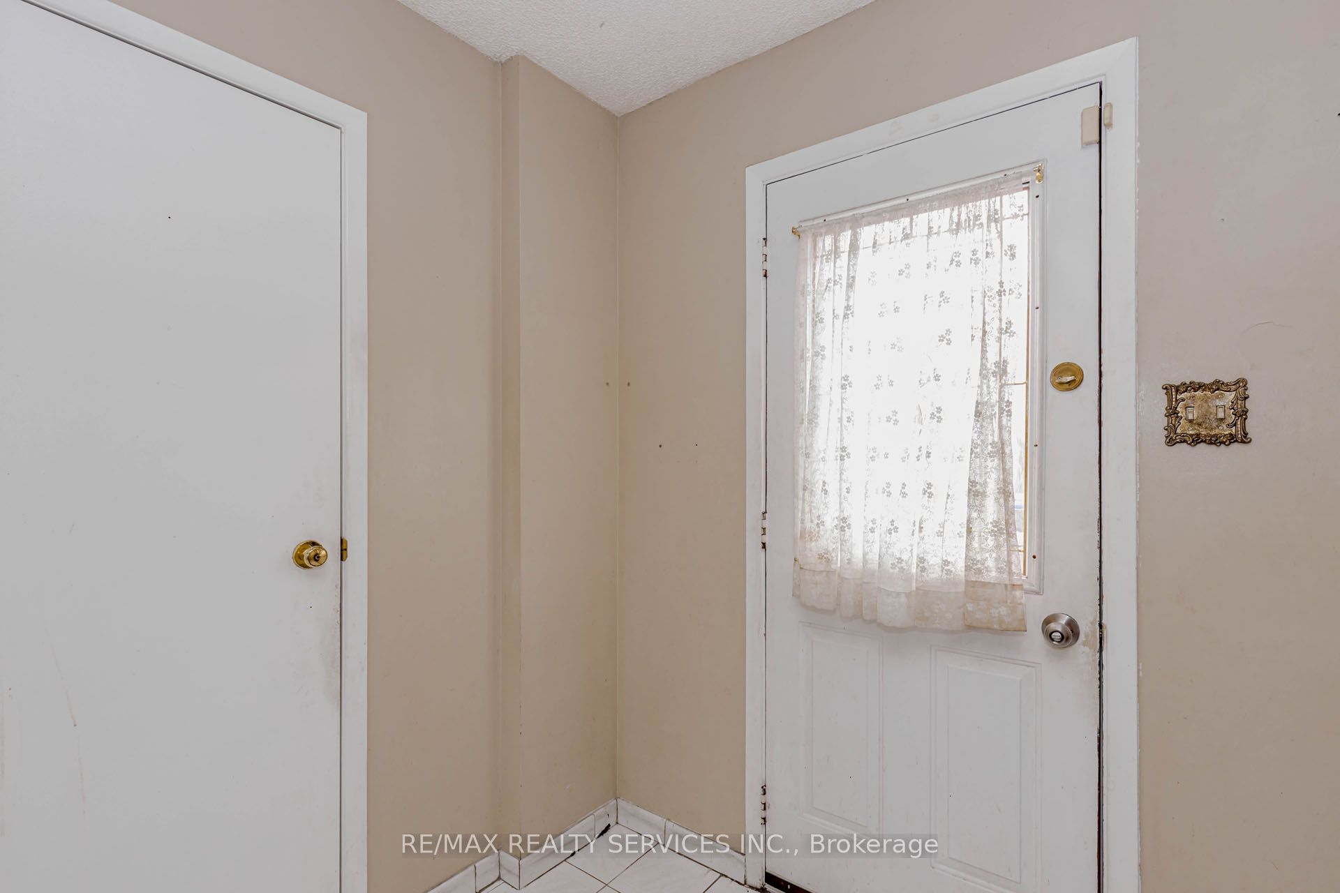 130 Cutters Crescent, Brampton, ON, L6Y 4J8 photo 5