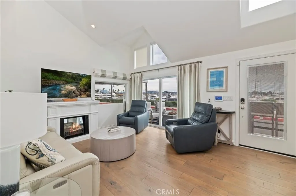 Additional image 64 of 58 Beach Dr, Newport Beach, CA 92663