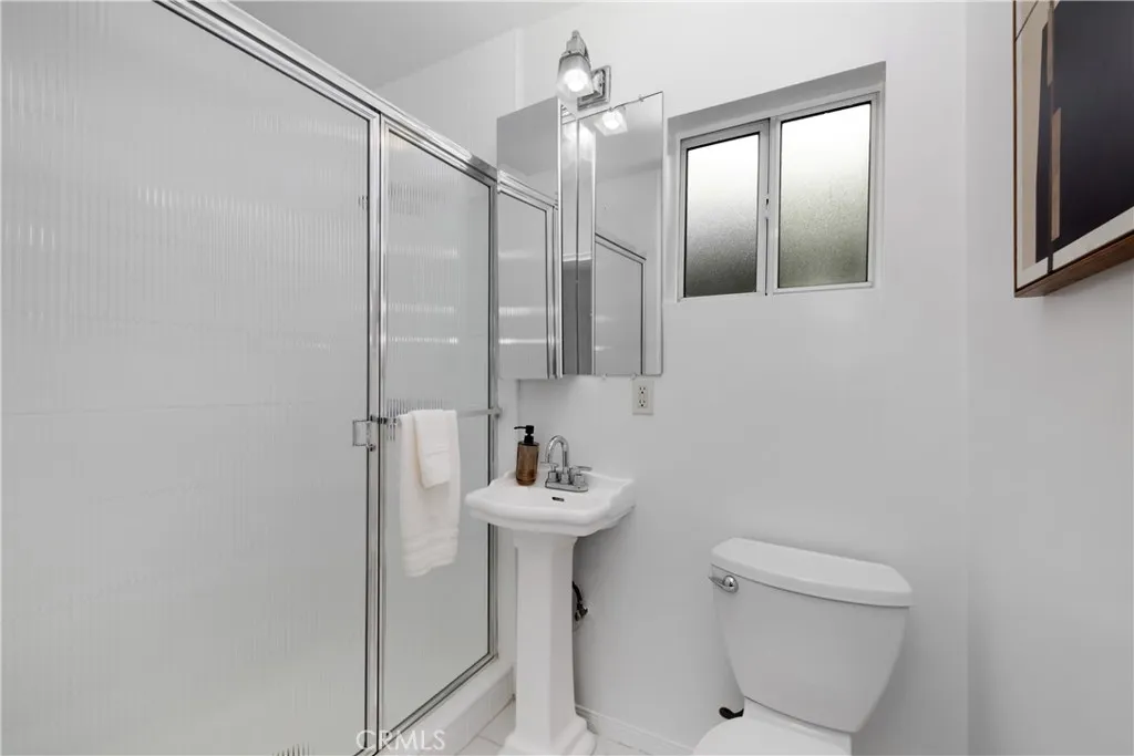 Additional image 116 of 531 W Walnut Ave, Monrovia, CA 91016