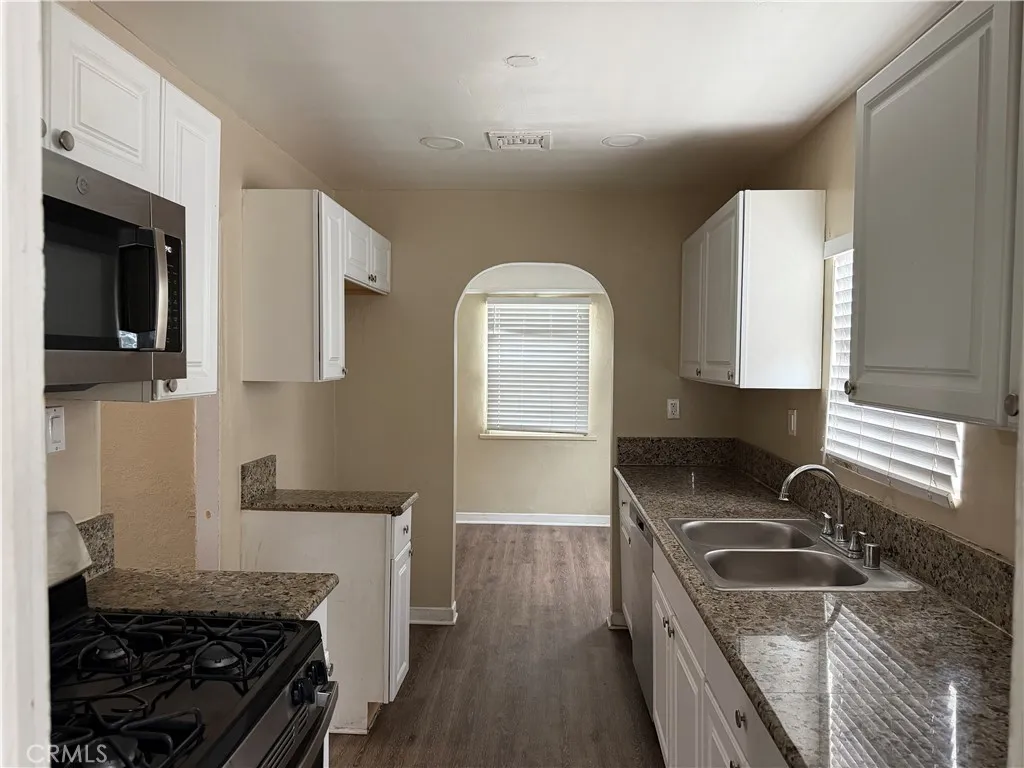 Additional image 16 of 1716 W 67th St, Los Angeles, CA 90047