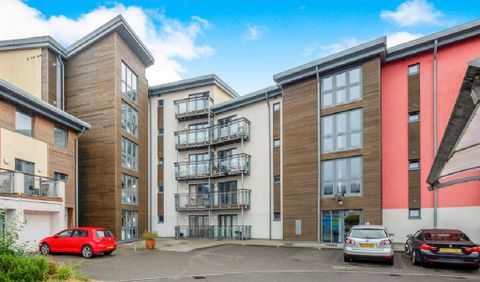 St Stephens Court, Swansea SA1