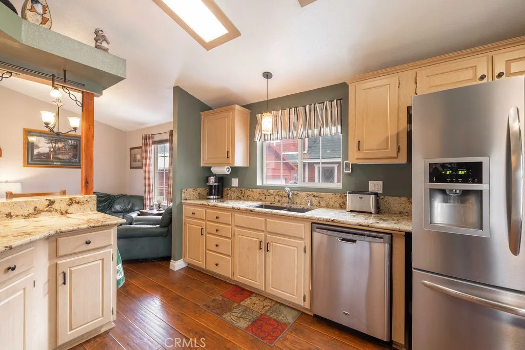 Additional image 9 of 1035 W Fairway Blvd, Big Bear City, CA 92314