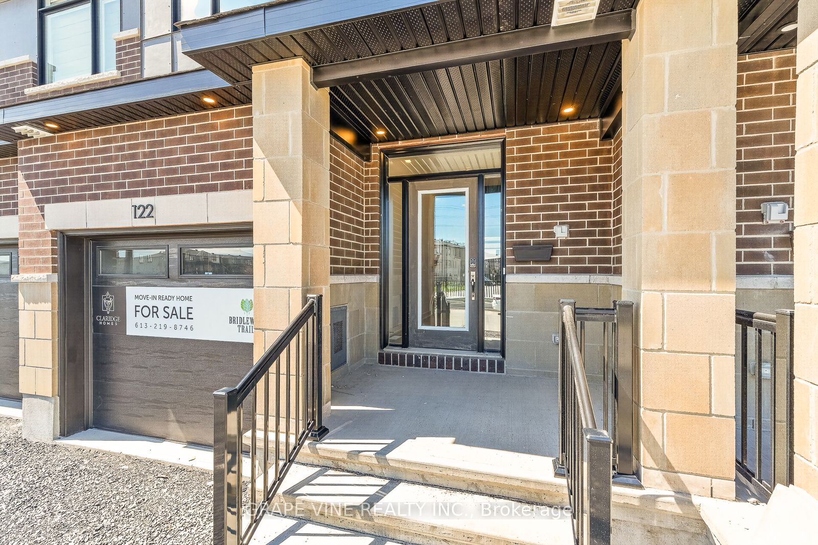 Additional image 4 of 122 San Felice Circle, Ottawa, ON, K2S 2S7