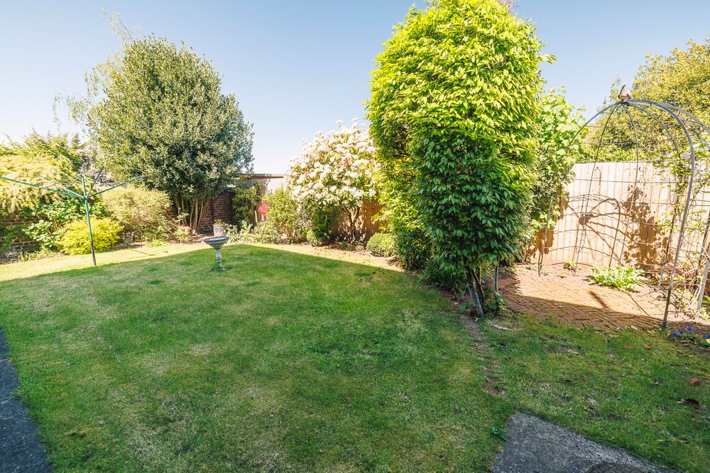 Additional image 14 of 3 bed flat for saleGloucester Road, Ross-On-Wye, Herefordshire HR9