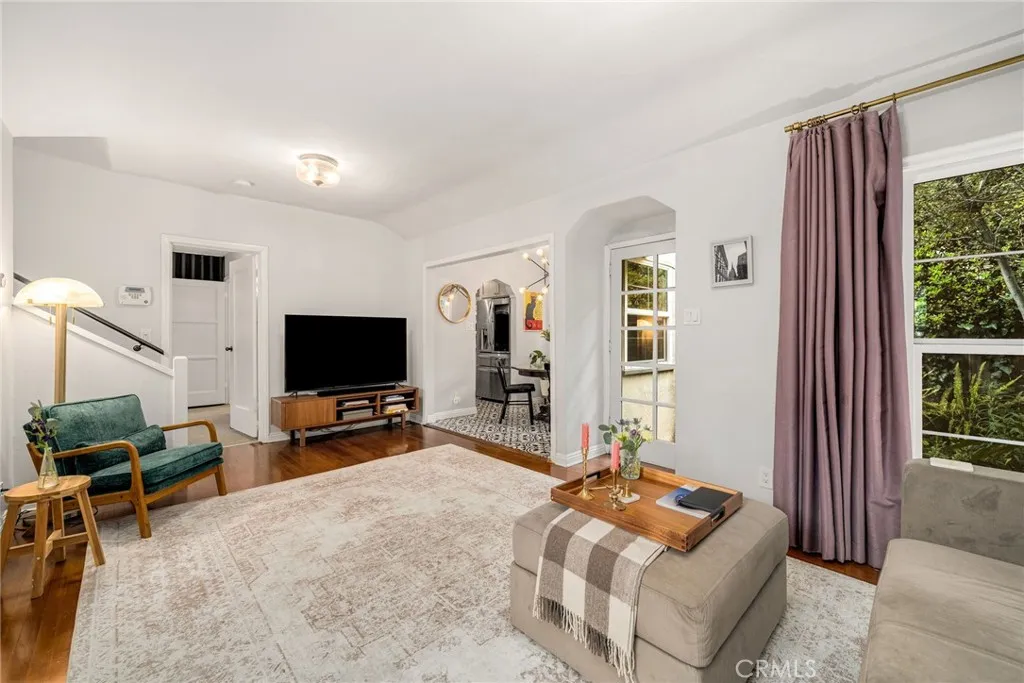 Additional image 32 of 5130 W 20th St, Los Angeles, CA 90016