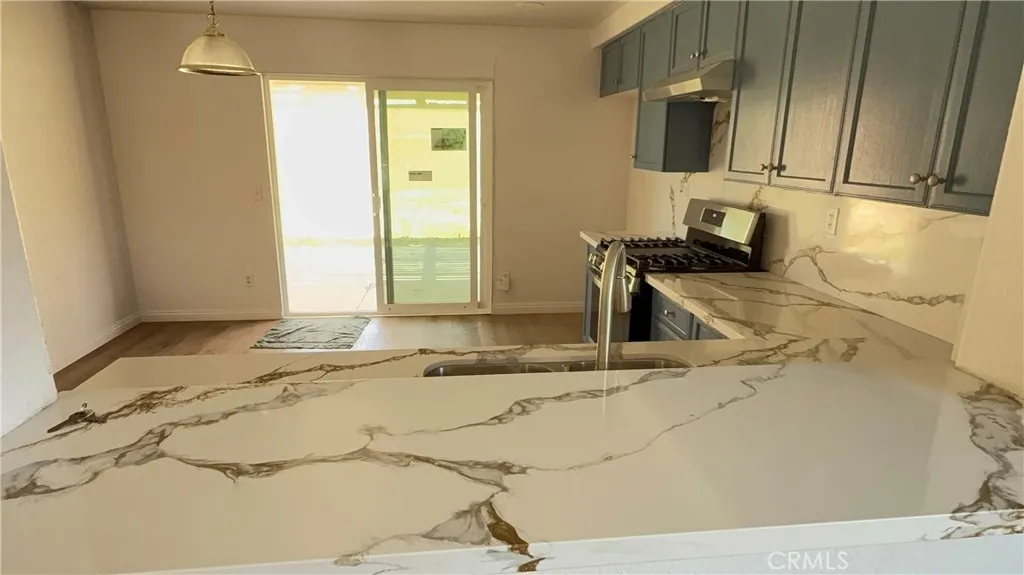 555 Koufax Dr, Lancaster, CA 93535 photo 5