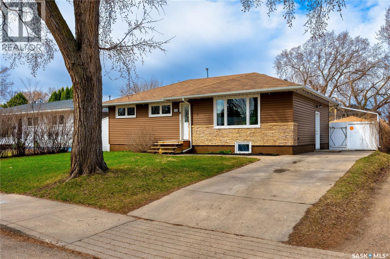 Additional image 2 of 2406 Irvine Avenue, Saskatoon, SK, S7J2A8