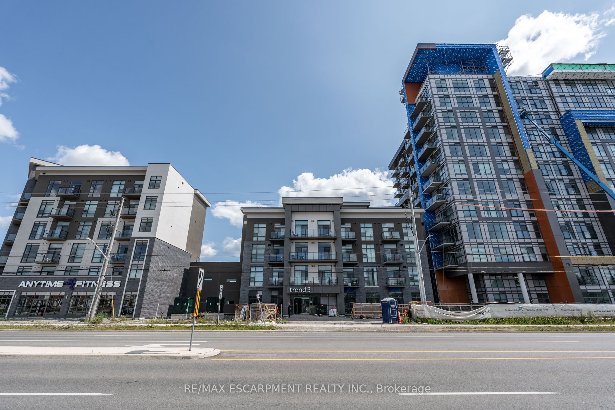 225-470 Dundas Street E, Hamilton, ON, L8B 2A6