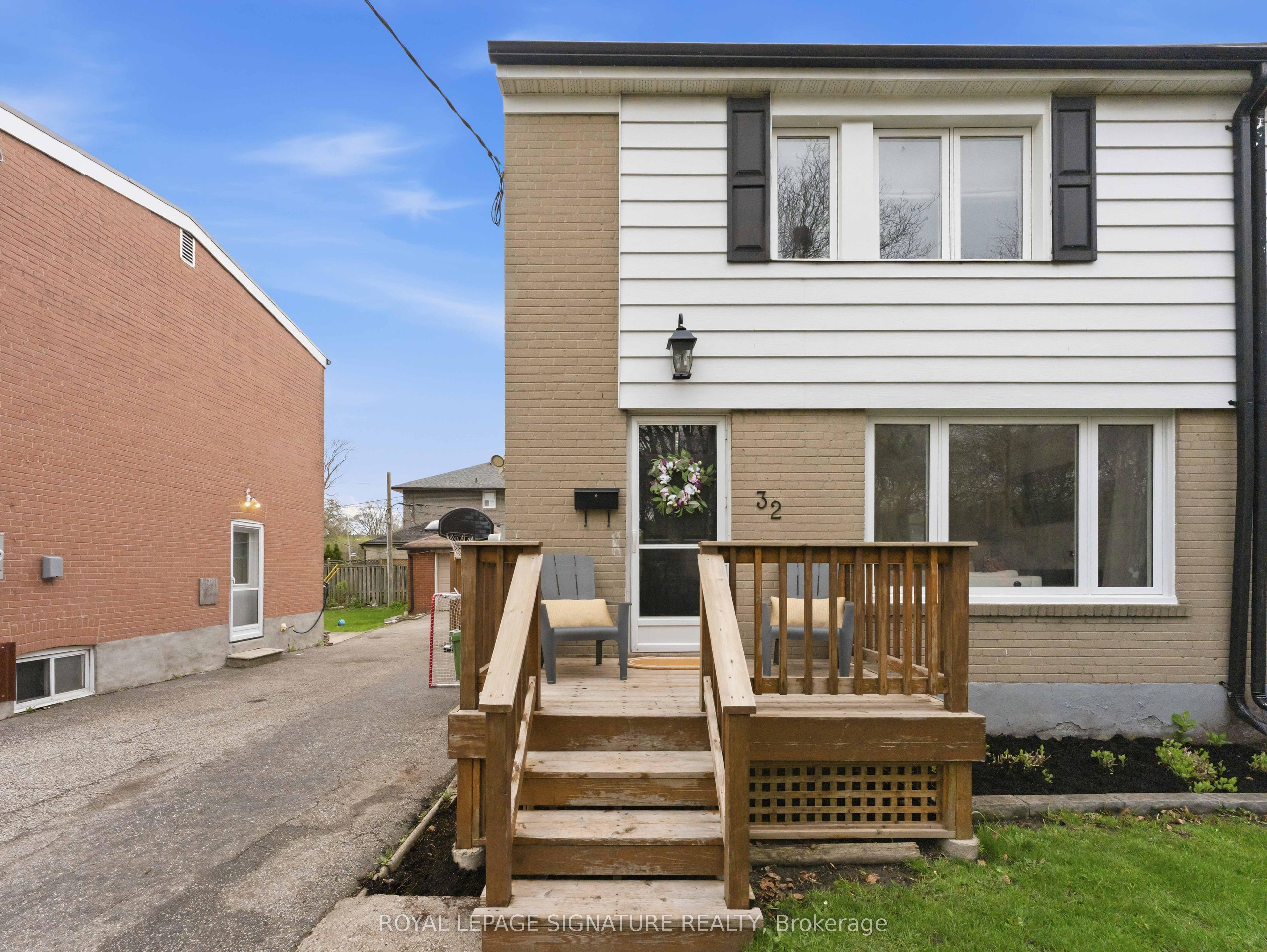 Additional image 2 of 32 Althea Road, Toronto, ON, M6S 2P2