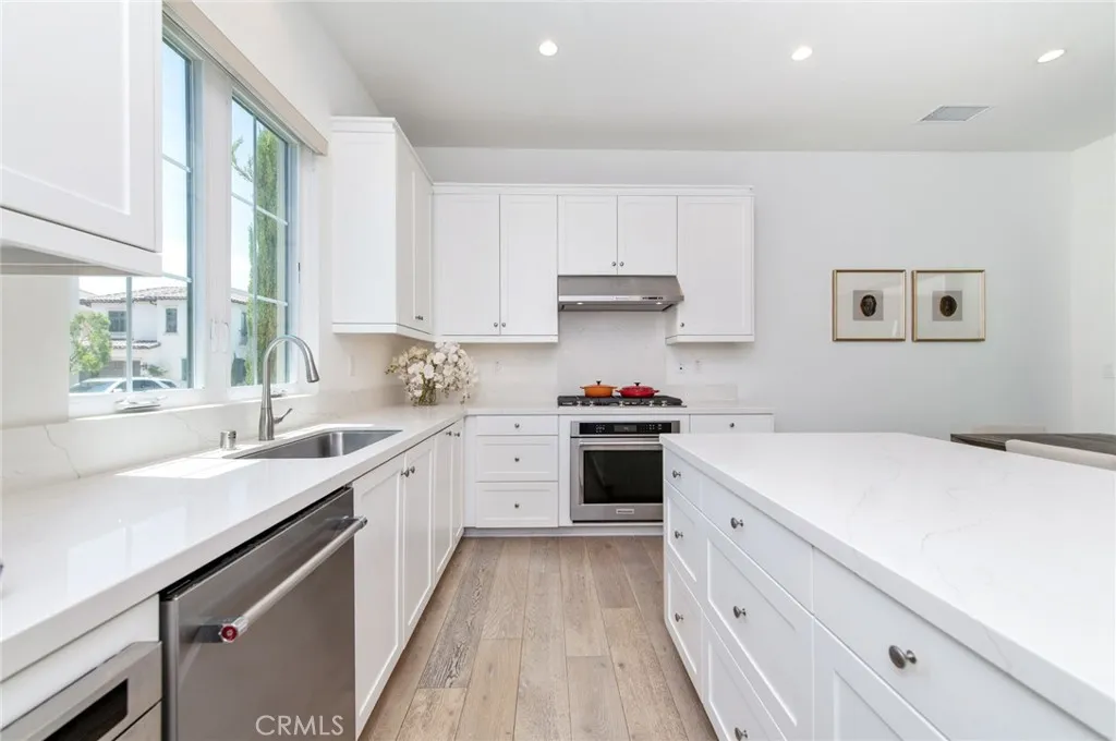 Additional image 12 of 154 Winnett, Irvine, CA 92602