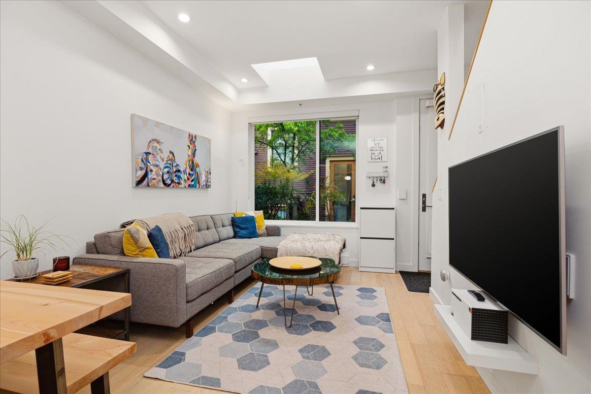 Additional image 4 of 1047 Victoria Drive, Vancouver, BC, V5L 2K9