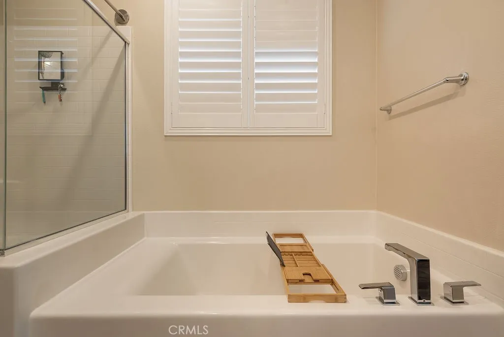 Additional image 94 of 829 S Pine Ave, Rialto, CA 92376