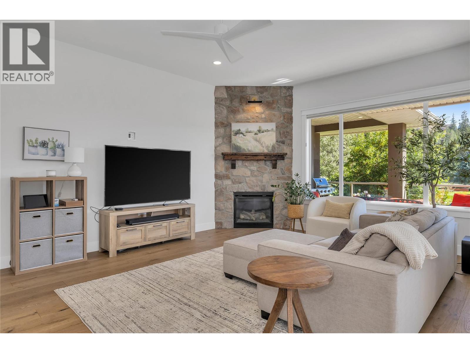 Additional image 4 of 2562 Tuscany Drive, West Kelowna, BC, V4T3B6