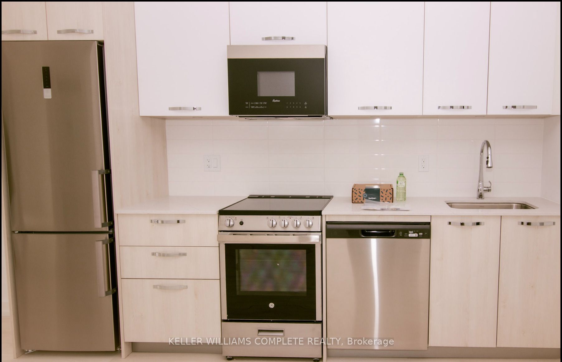 Additional image 2 of 819-75 James Street S, Hamilton, ON, L8P 2Y9