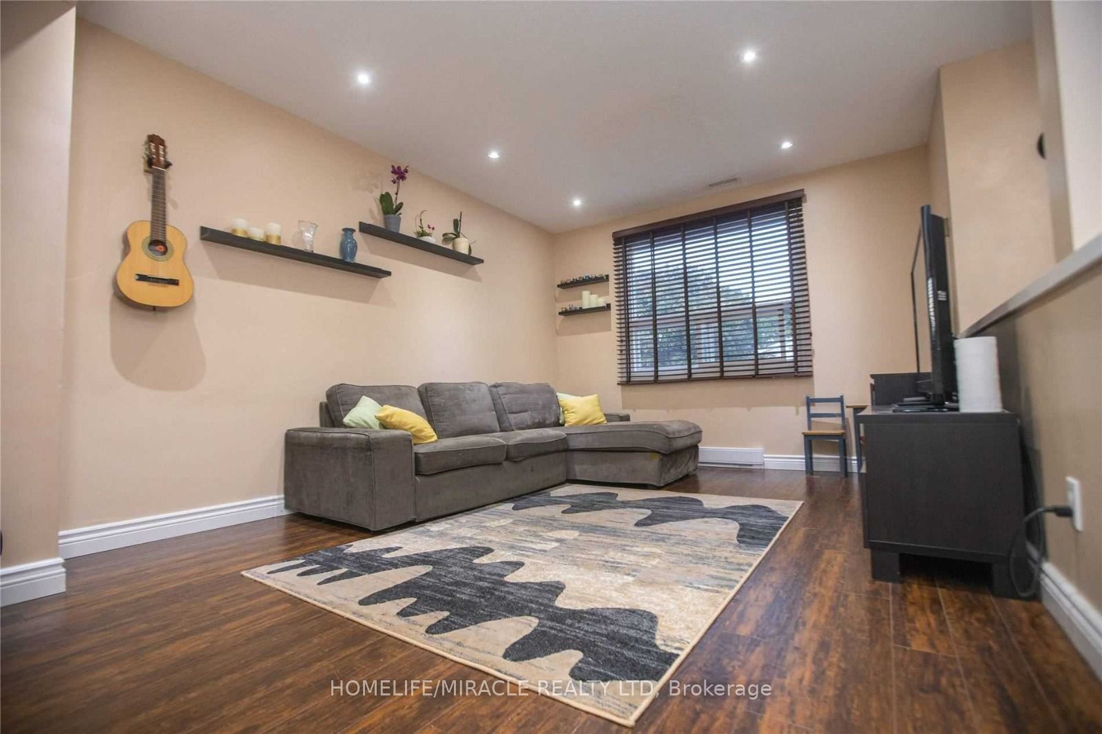 Additional image 2 of 38 Hoskins Square, Brampton, ON, L6S 2N6