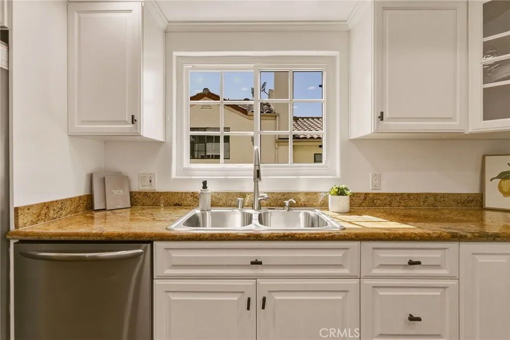 Additional image 108 of 2010 Mathews Avenue Unit C, Redondo Beach, CA 90278