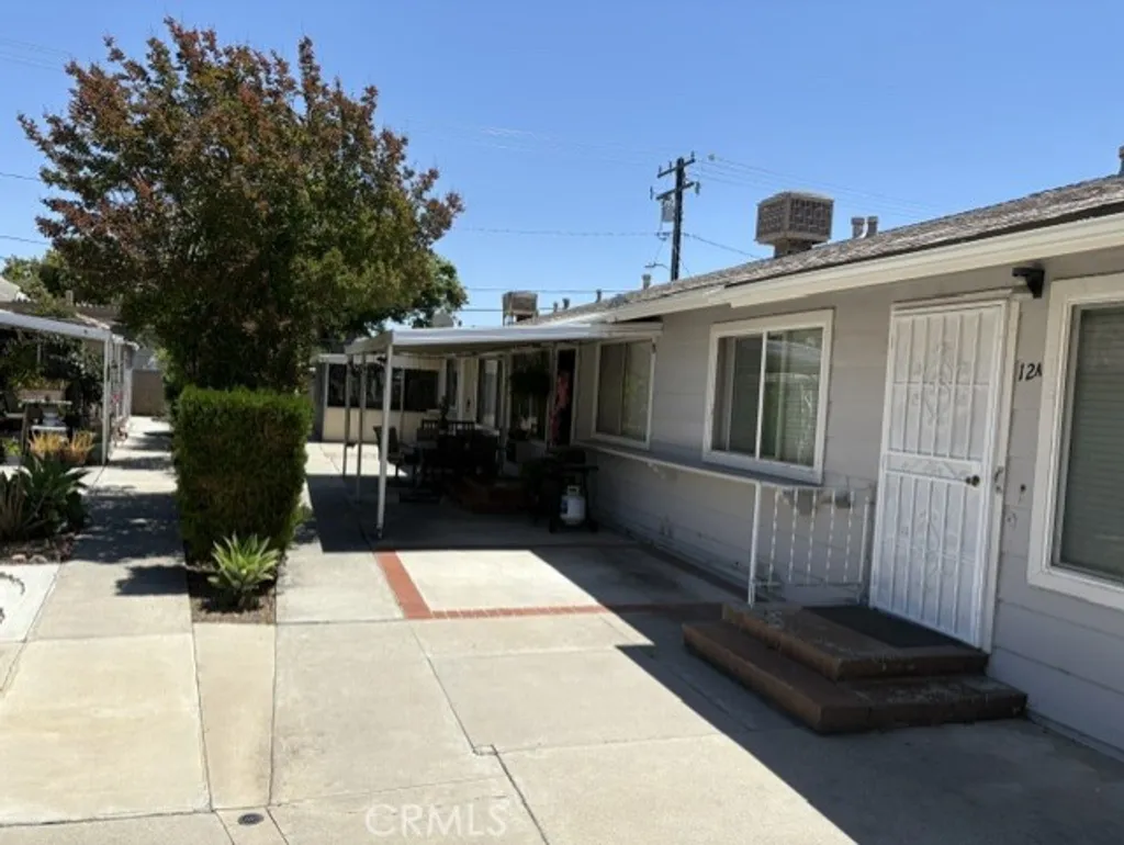 Additional image 8 of 150 E Lakeshore Dr Unit 10, Lake Elsinore, CA 92530