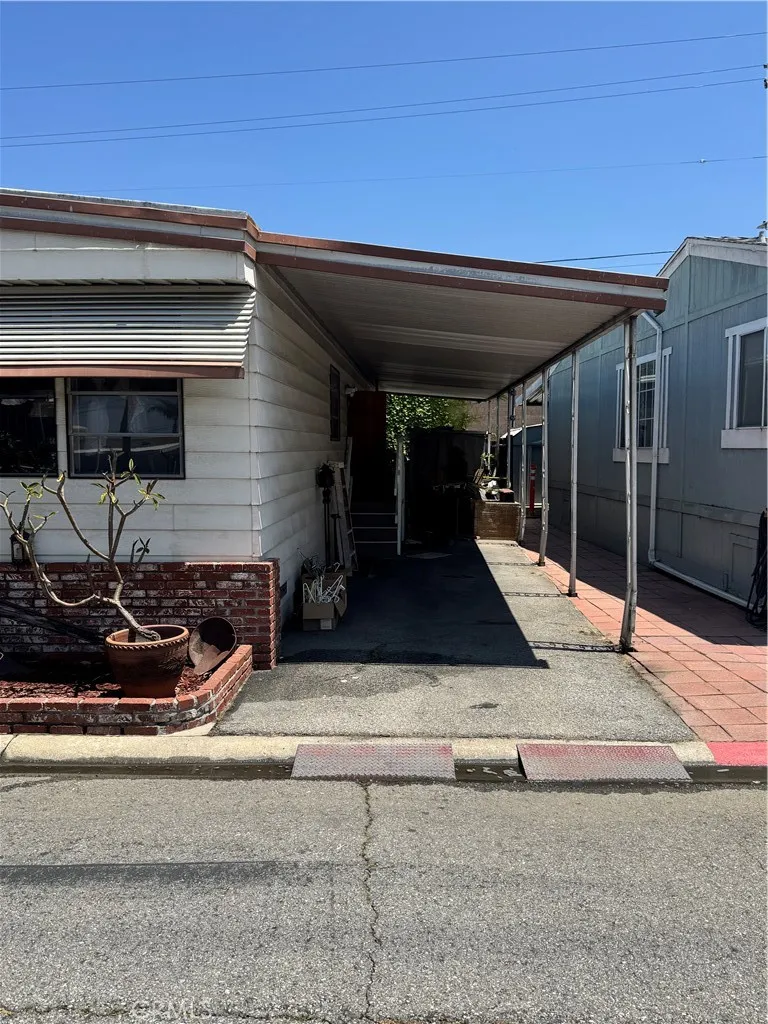 Additional image 11 of 10001 Frontage Unit 238, South Gate, CA 90280