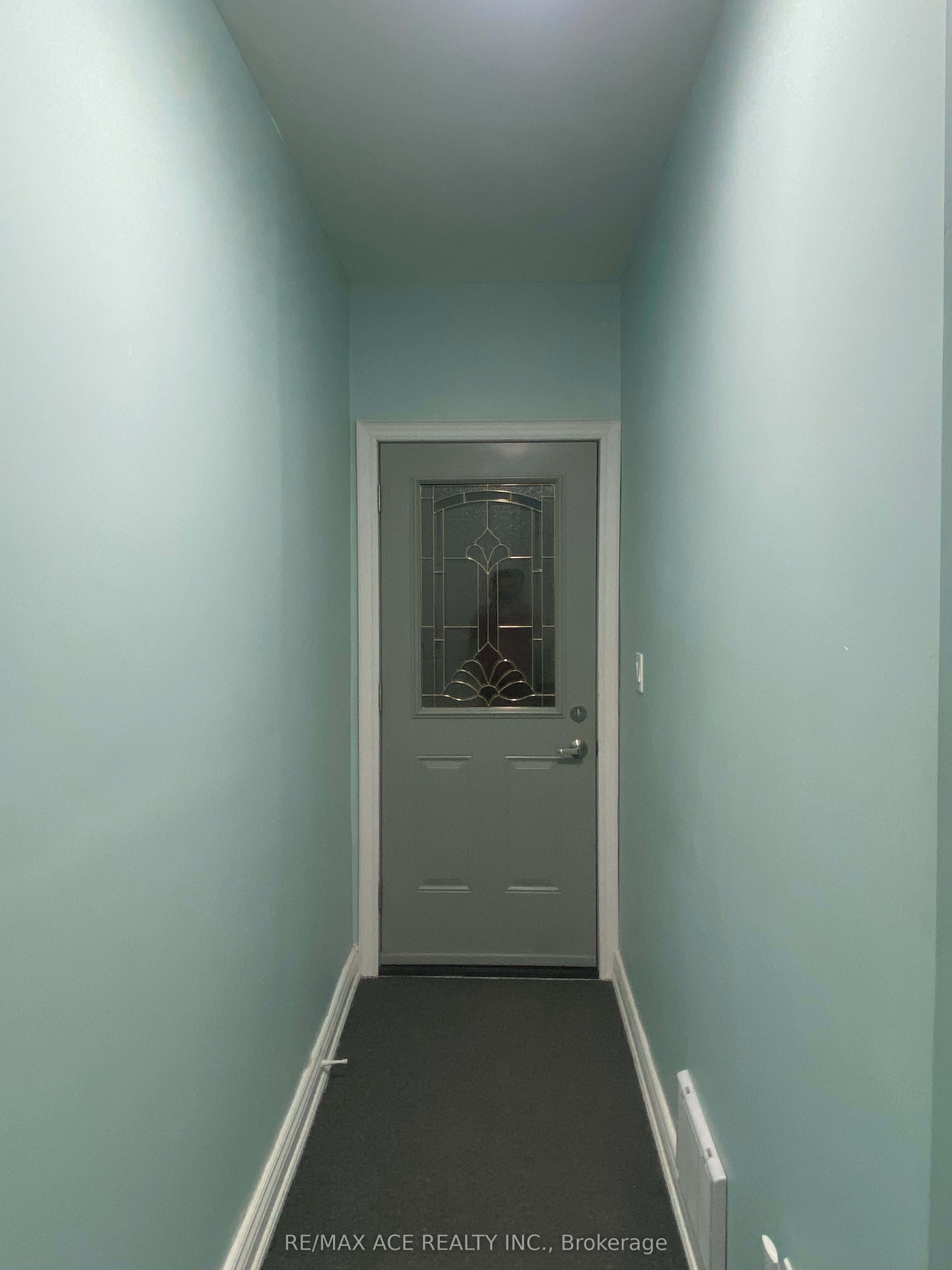 Additional image 2 of Main-25 Pauline Avenue, Toronto, ON, M6H 3M7