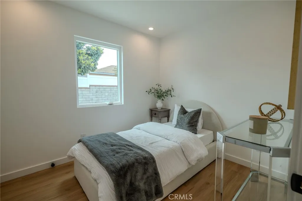 Additional image 91 of 1141 N Lima Street, Burbank, CA 91505