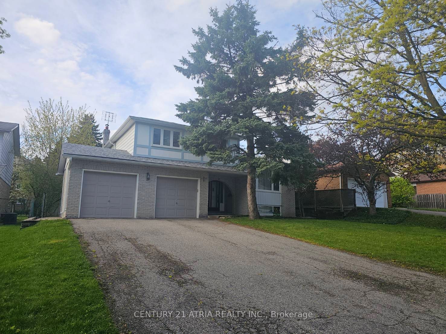 10 Kings Inn Trail, Markham, ON, L3T 1T7