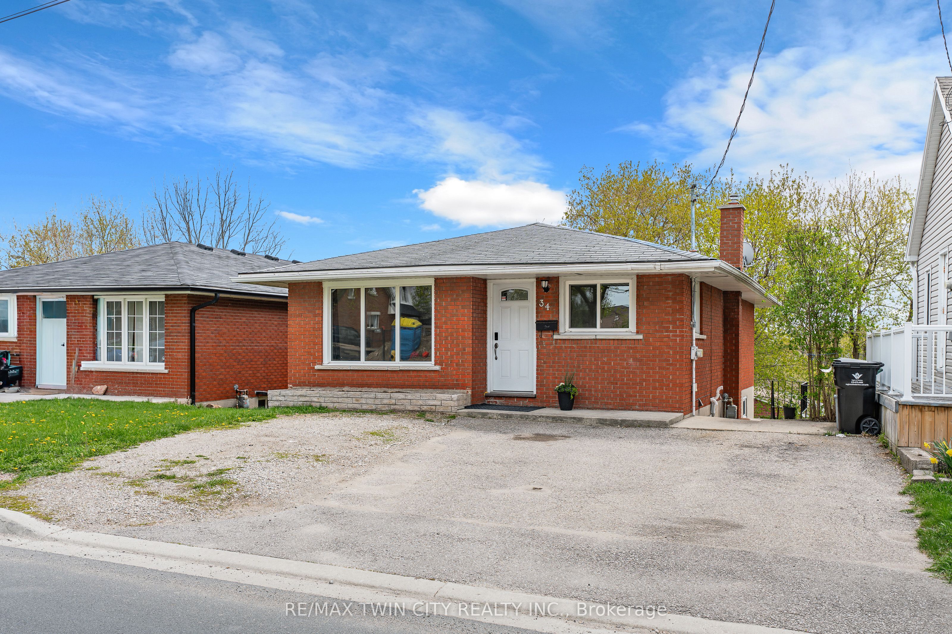 34 Avenue Road, Cambridge, ON, N1R 1B7