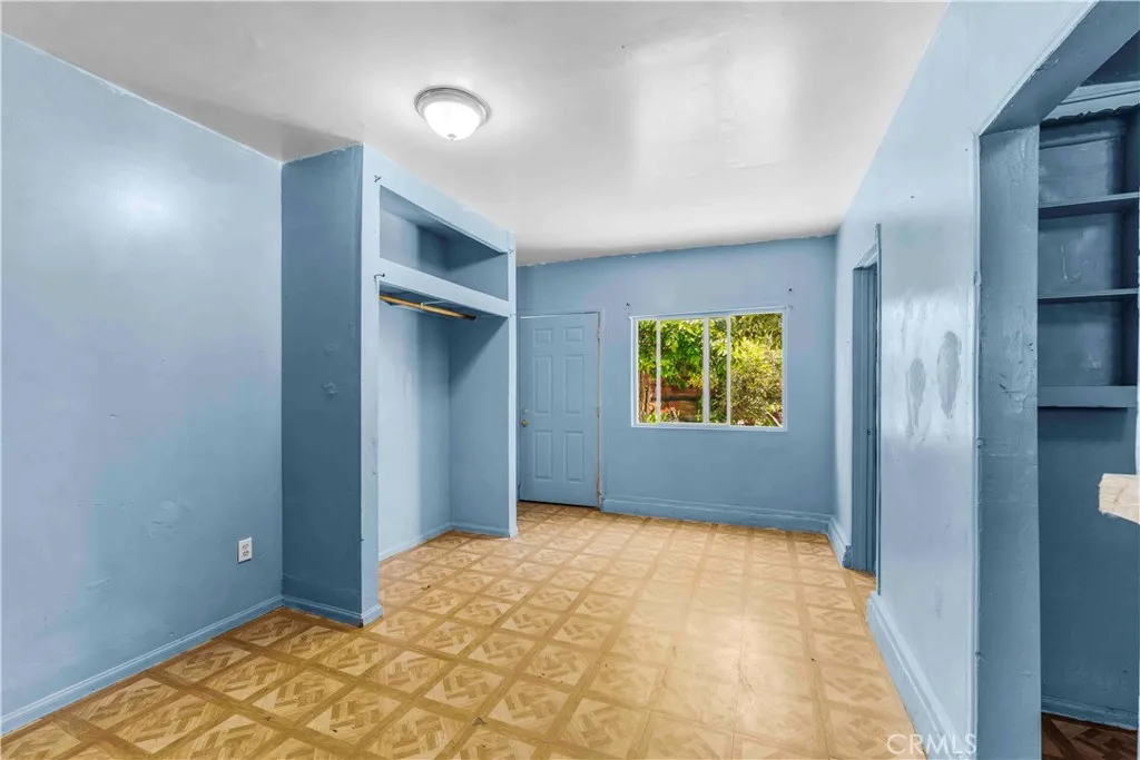 Additional image 83 of 1508 E Queensdale St, Compton, CA 90221