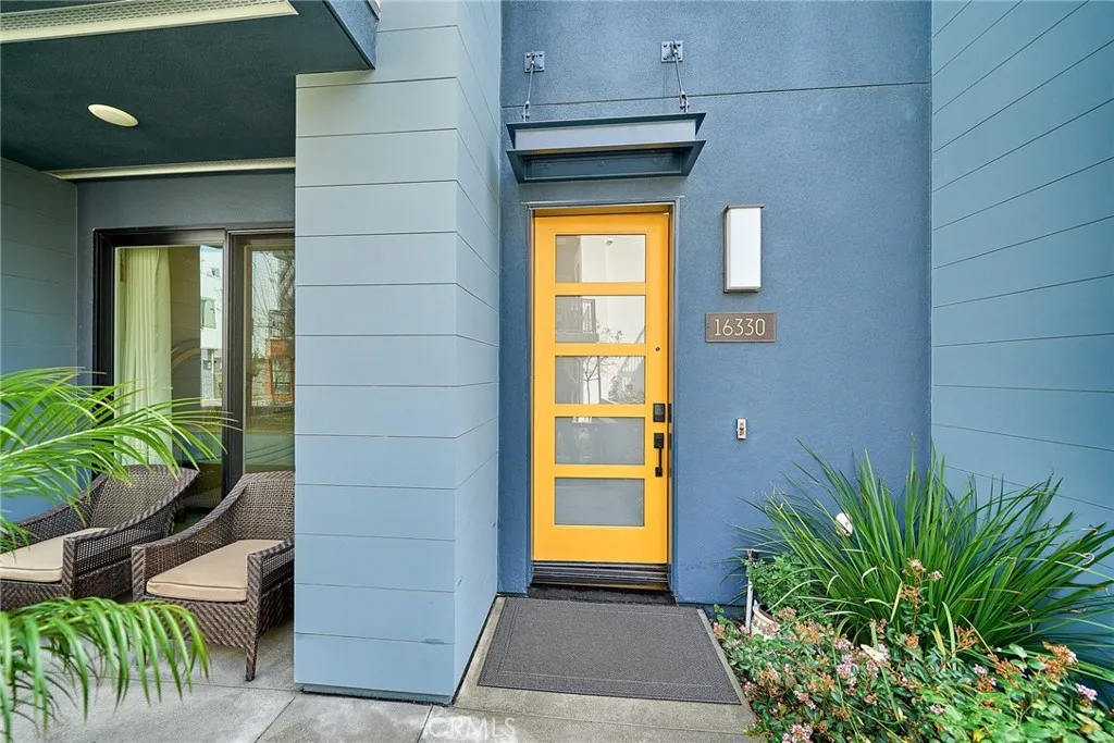 Additional image 2 of 16330 Moonstone Cir, Tustin, CA 92782