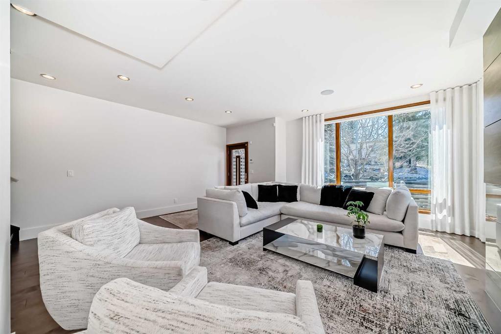Additional image 3 of 2142 28 Avenue SW, Calgary, AB, T2t 1K5