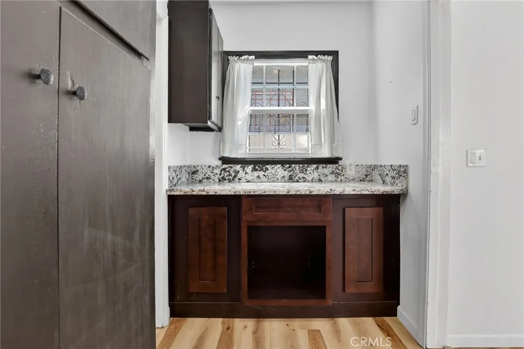 Additional image 36 of 7607 8th Avenue, Los Angeles, CA 90043