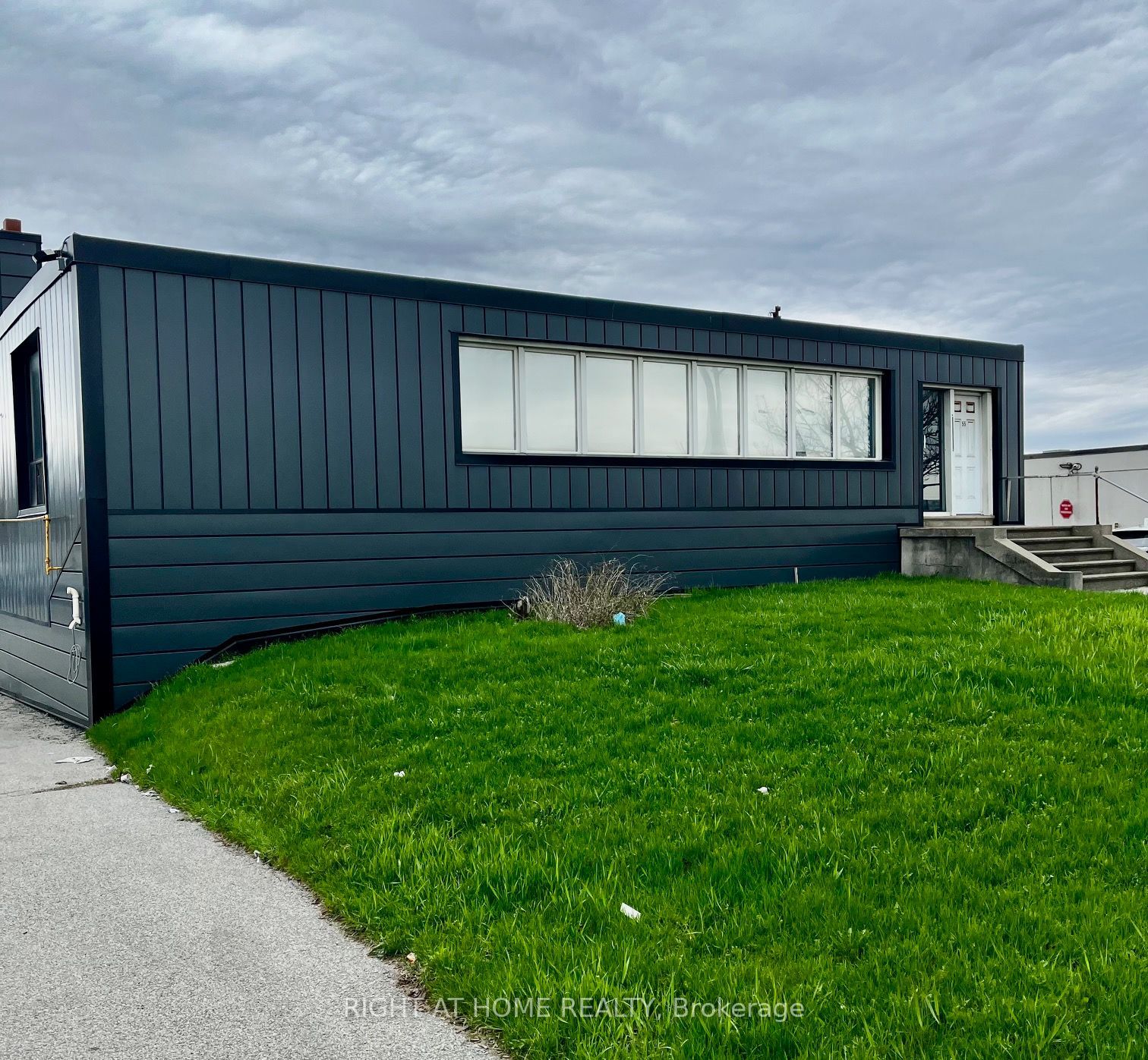 1-55 Torbarrie Road, Toronto, ON, M3L 1G5