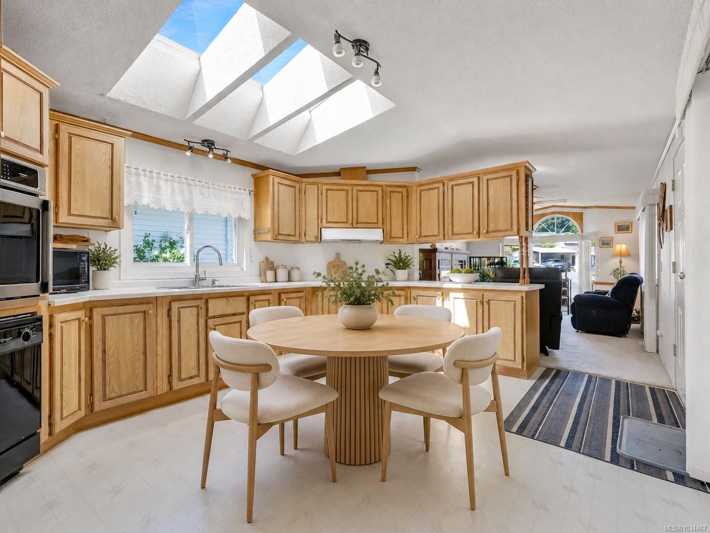 Additional image 3 of 1010 Collier Place, Nanaimo, BC, V9R 6K6
